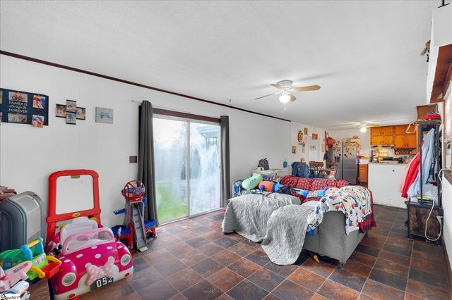 7703 Moorefield Memorial Highway, Liberty, SC 29657