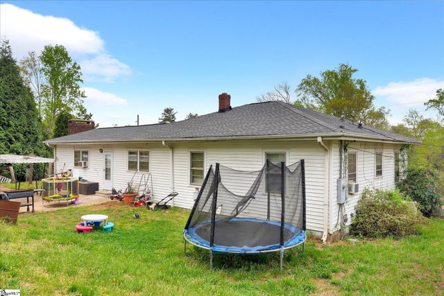 7703 Moorefield Memorial Highway, Liberty, SC 29657