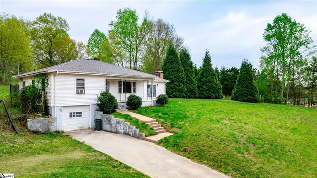 7703 Moorefield Memorial Highway, Liberty, SC 29657