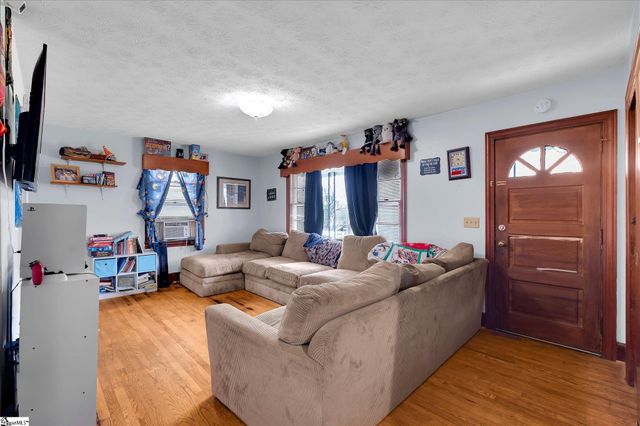 7703 Moorefield Memorial Highway, Liberty, SC 29657