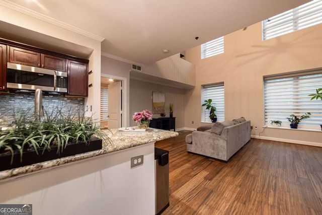 2626 Peachtree Road NW 412, Atlanta, GA 30305