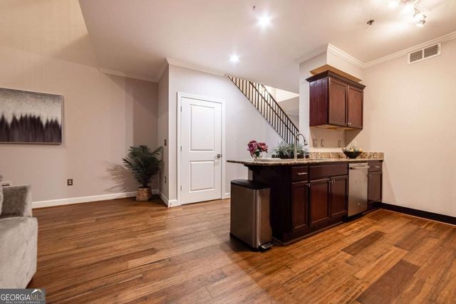2626 Peachtree Road NW 412, Atlanta, GA 30305