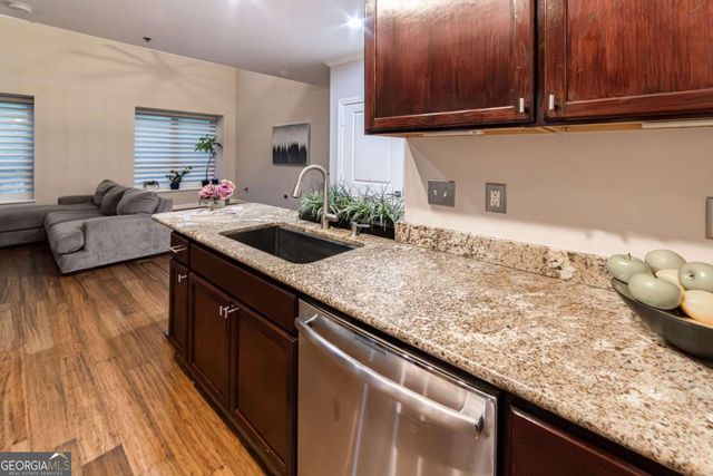 2626 Peachtree Road NW 412, Atlanta, GA 30305