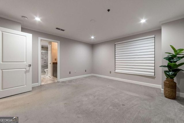 2626 Peachtree Road NW 412, Atlanta, GA 30305