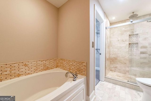 2626 Peachtree Road NW 412, Atlanta, GA 30305