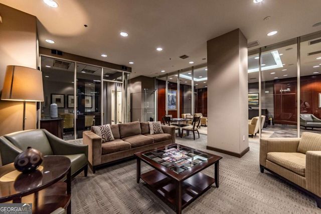 2626 Peachtree Road NW 412, Atlanta, GA 30305