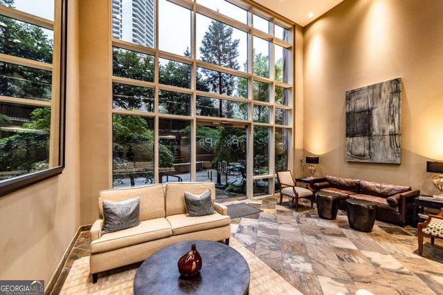 2626 Peachtree Road NW 412, Atlanta, GA 30305