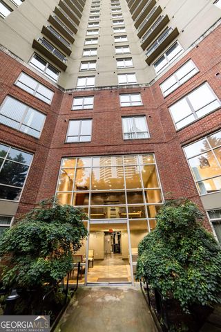 2626 Peachtree Road NW 412, Atlanta, GA 30305