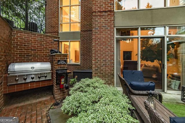 2626 Peachtree Road NW 412, Atlanta, GA 30305