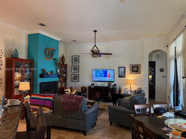 18765 SW 78th Ct, Cutler Bay, FL 33157