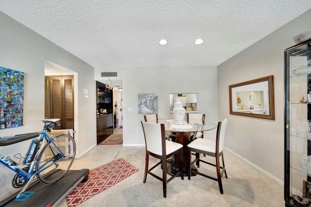 3100 Holiday Springs Boulevard 305, Margate, FL 33063