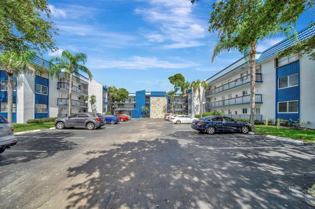 3100 Holiday Springs Boulevard 305, Margate, FL 33063