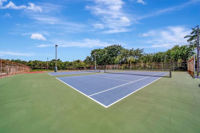 3100 Holiday Springs Boulevard 305, Margate, FL 33063