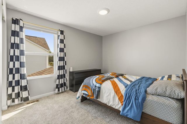 908 Heimat Haus Drive, Grove City, OH 43123