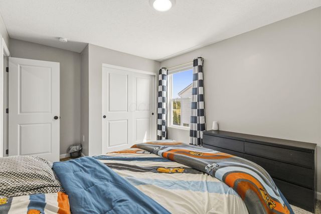 908 Heimat Haus Drive, Grove City, OH 43123
