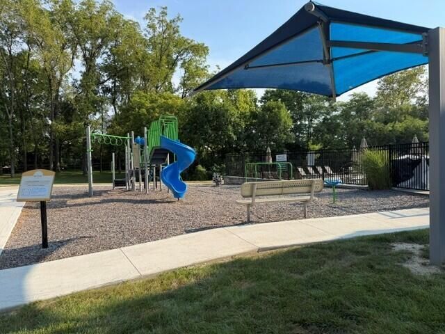 908 Heimat Haus Drive, Grove City, OH 43123