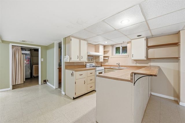 1806 Ferguson Rd, Mccandless, PA 15101