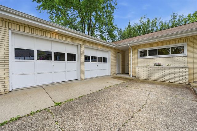 1806 Ferguson Rd, Mccandless, PA 15101