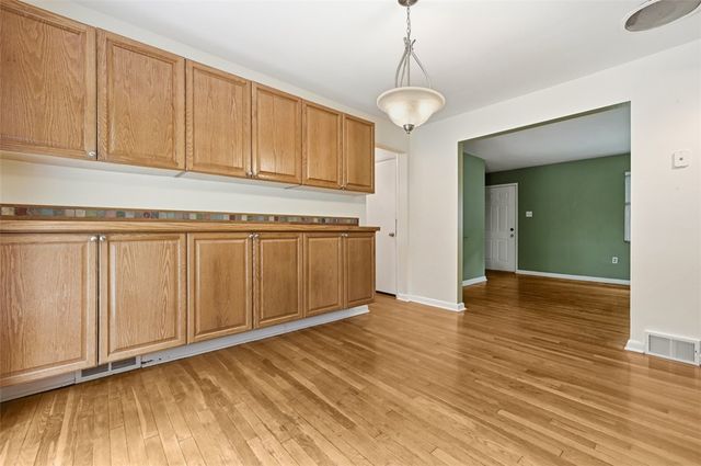 1806 Ferguson Rd, Mccandless, PA 15101
