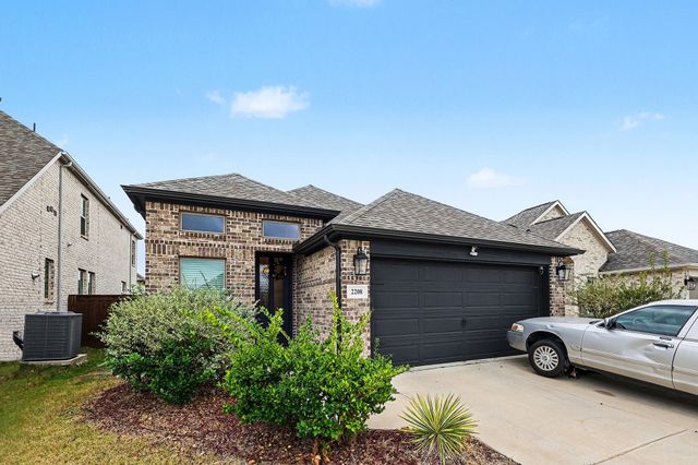 2208 Rothbury Drive, Forney, TX 75126