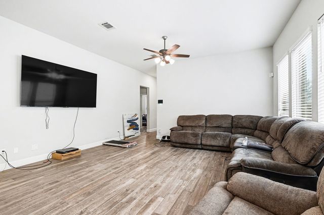 2208 Rothbury Drive, Forney, TX 75126