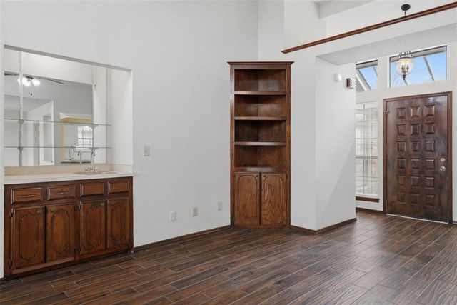 7713 Doris Drive, Oklahoma City, OK 73162