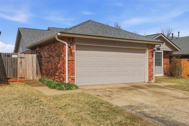 7713 Doris Drive, Oklahoma City, OK 73162