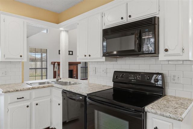 7713 Doris Drive, Oklahoma City, OK 73162