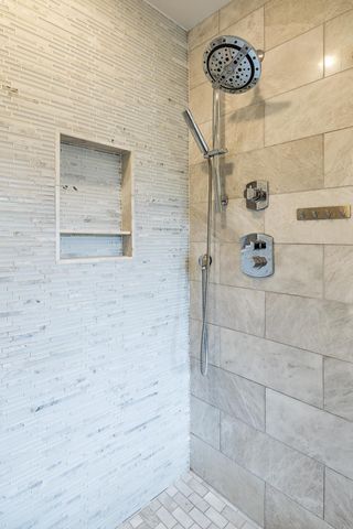 4856 Dupont Avenue S, Minneapolis, MN 55419