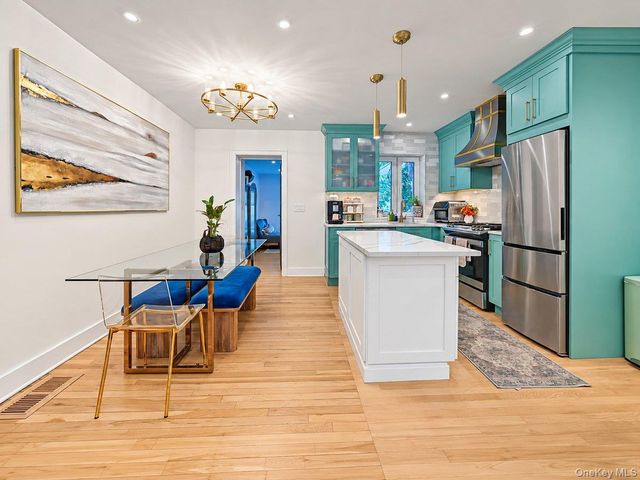 8494 Austin Street, Kew Gardens, NY 11415