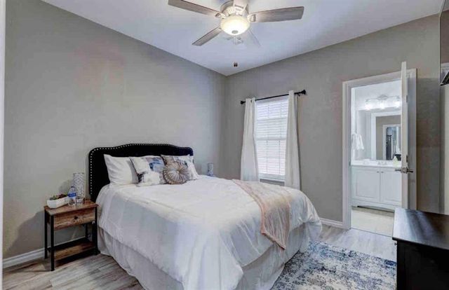 829 SW 40th Street, Moore, OK 73160