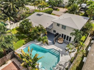 5211 NE 17th Ave, Fort Lauderdale, FL 33334