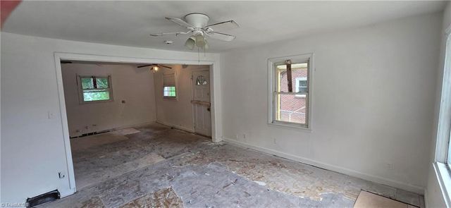 2219 Manchester Street, Winston-salem, NC 27105