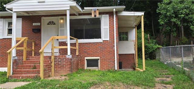 2219 Manchester Street, Winston-salem, NC 27105