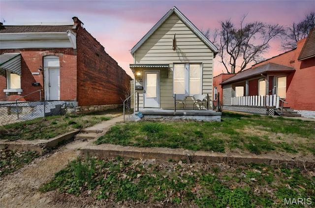 7331 Vermont Avenue, St Louis, MO 63111