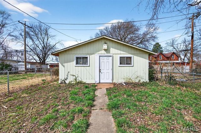 7331 Vermont Avenue, St Louis, MO 63111