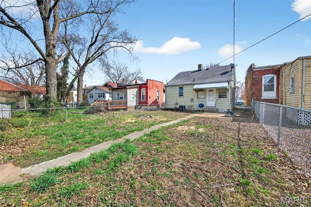 7331 Vermont Avenue, St Louis, MO 63111