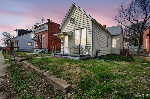 7331 Vermont Avenue, St Louis, MO 63111