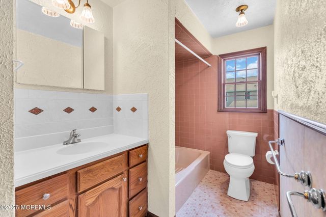 2025 Riviera Parkway, Point Pleasant, NJ 08742