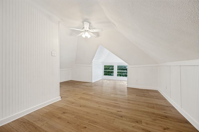404 S Pearl Street, Trenton, TX 75490