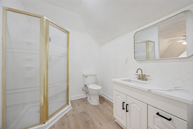 404 S Pearl Street, Trenton, TX 75490