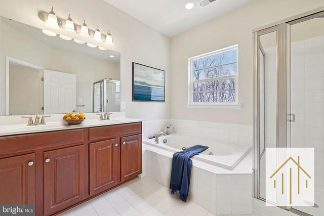 9646 ATTERBURY LN, Frederick, MD 21704