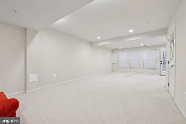 9646 ATTERBURY LN, Frederick, MD 21704