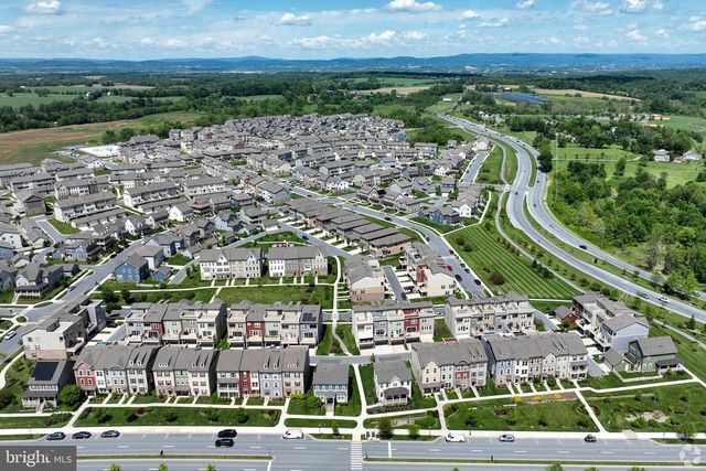 9646 ATTERBURY LN, Frederick, MD 21704