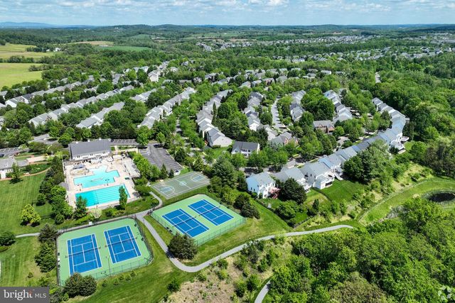 9646 ATTERBURY LN, Frederick, MD 21704