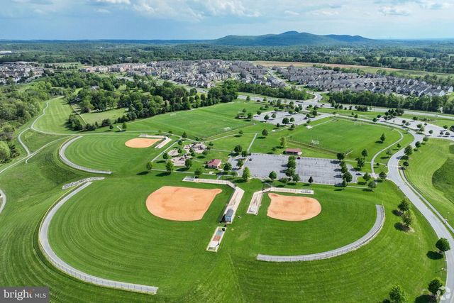 9646 ATTERBURY LN, Frederick, MD 21704