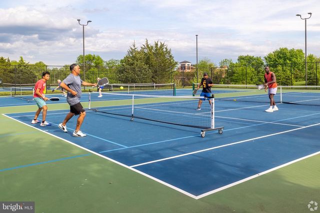 9646 ATTERBURY LN, Frederick, MD 21704