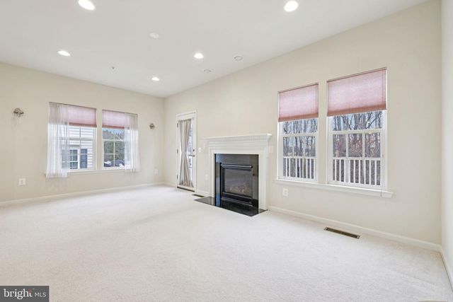 9646 ATTERBURY LN, Frederick, MD 21704