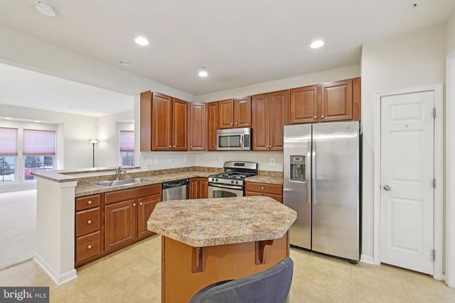 9646 ATTERBURY LN, Frederick, MD 21704