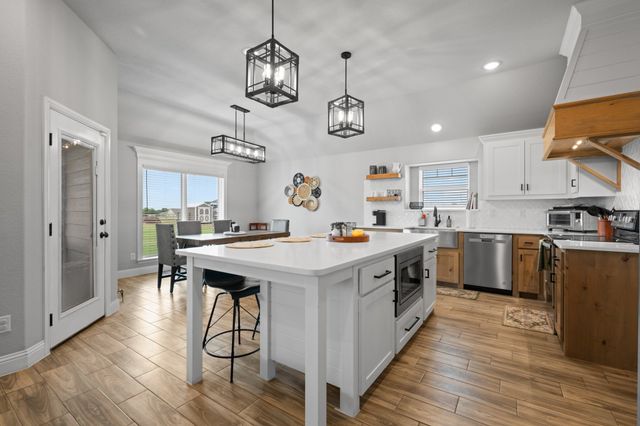 6317 Brookcrest Street, Godley, TX 76044